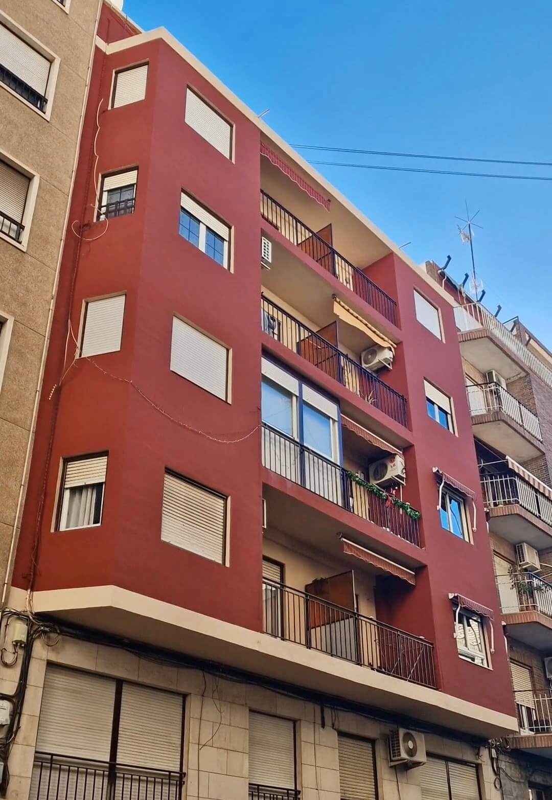 Pintura terrazas, patios de luz y medianeras