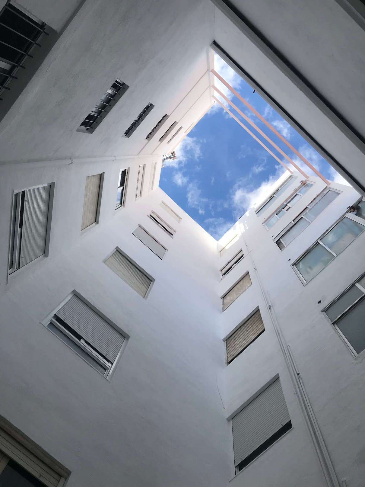 Pintura terrazas, patios de luz y medianeras